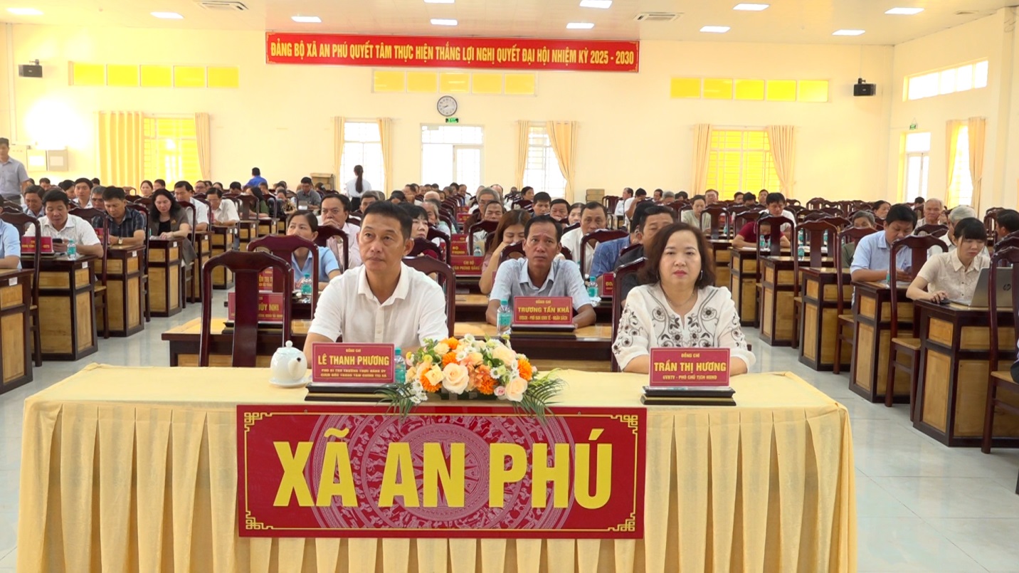 Description: C:\Users\User\Desktop\TRUYỀN THANH\2026\THÁNG 10\29-10 Hội nghị trực tuyến triển khai các văn bản của Tỉnh ủy\Ảnh\00320.00_03_21_24.Still002.jpg