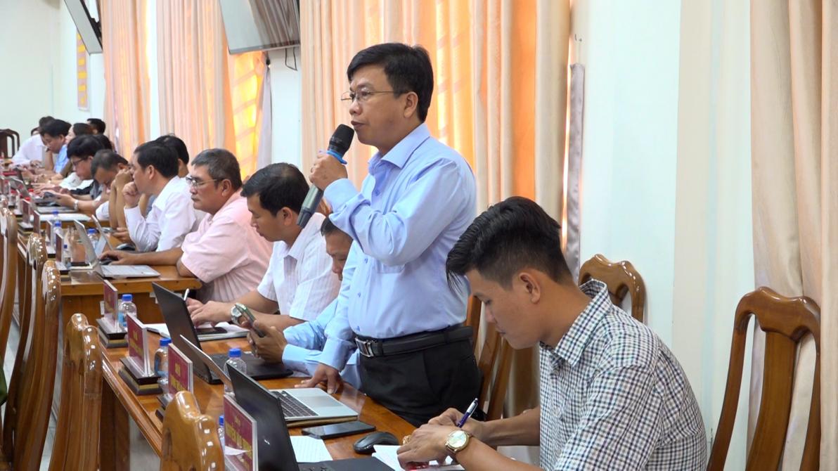 Description: 00264.00_01_12_11.Still006