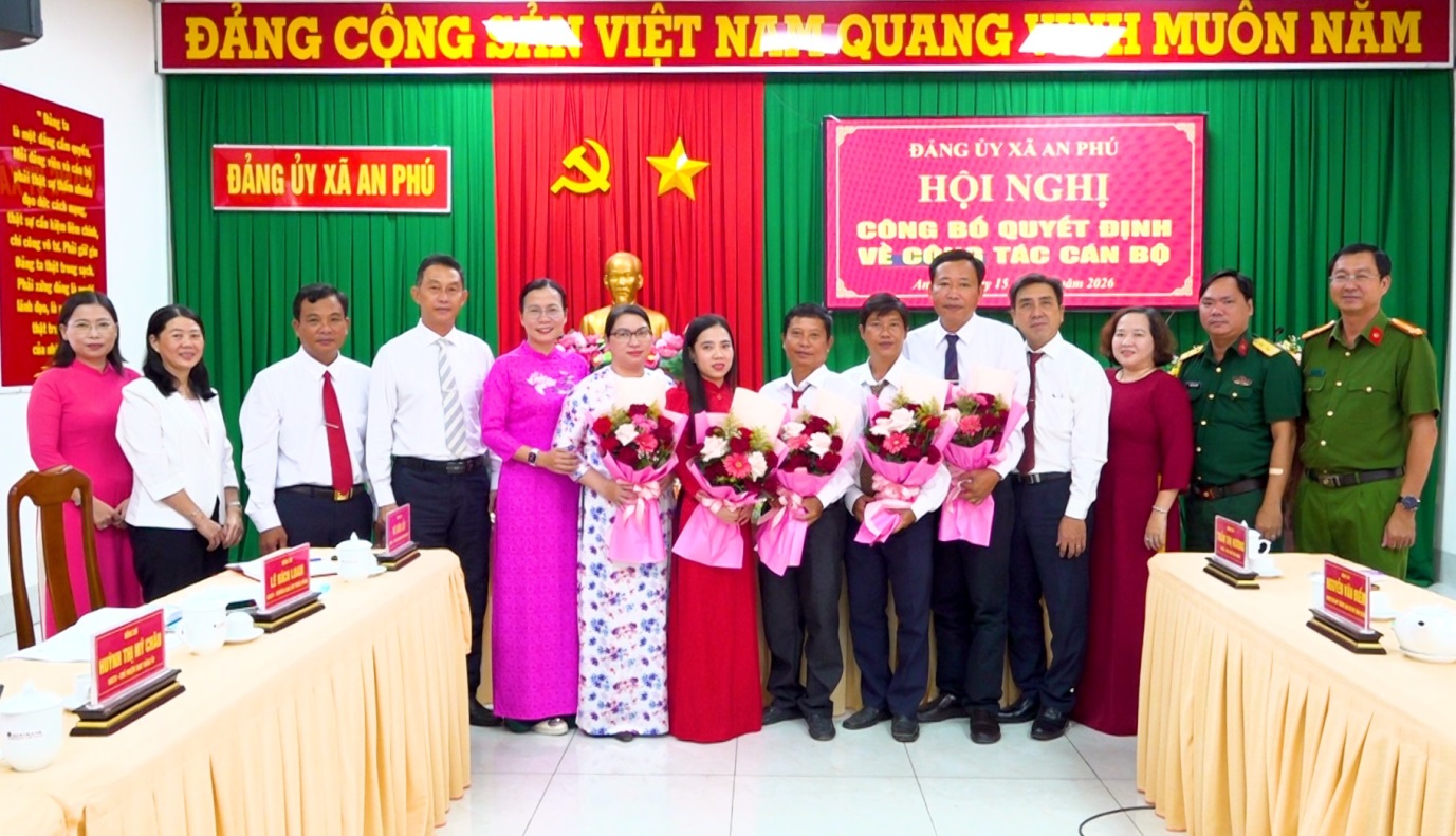Description: C:\Users\Administrator\Desktop\soft\TTVHTT\TRUYỀN THANH\2026\THÁNG 9\15-9 HỘI NGHỊ CÔNG BỐ QUYẾT ĐỊNH VỀ CÔNG TÁC CÁN BỘ\Ảnh\YTSave_YouTube_AN-GIANG-NGAY-MOI-NGAY-14-09-2026-ATV-TO_Media_YtscfY7qNfI_001_1080p.00_01_16_02.Still016.jpg